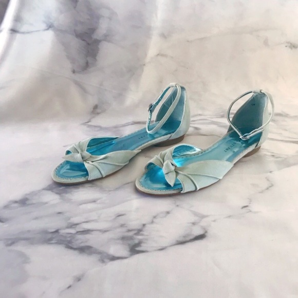 β¨HPβ¨ Colin Stewart Suede Bow Ankle Strap Flats 8 Aqua - Picture 3 of 10